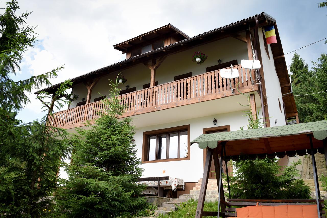 Hotel Casa Edy à Colibiţa Extérieur photo